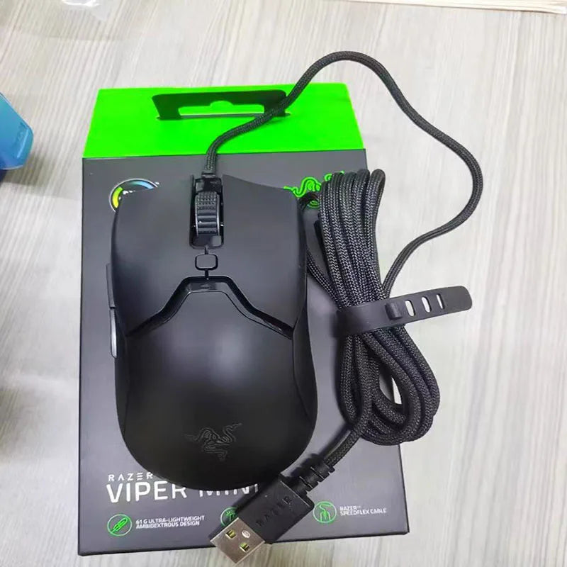 Razer NEW YEAR GIFT gift Thunder Snake Viper Mini Computer Esports Cable Gaming Mouse Laptop RGB Light, Small Hand Mouse